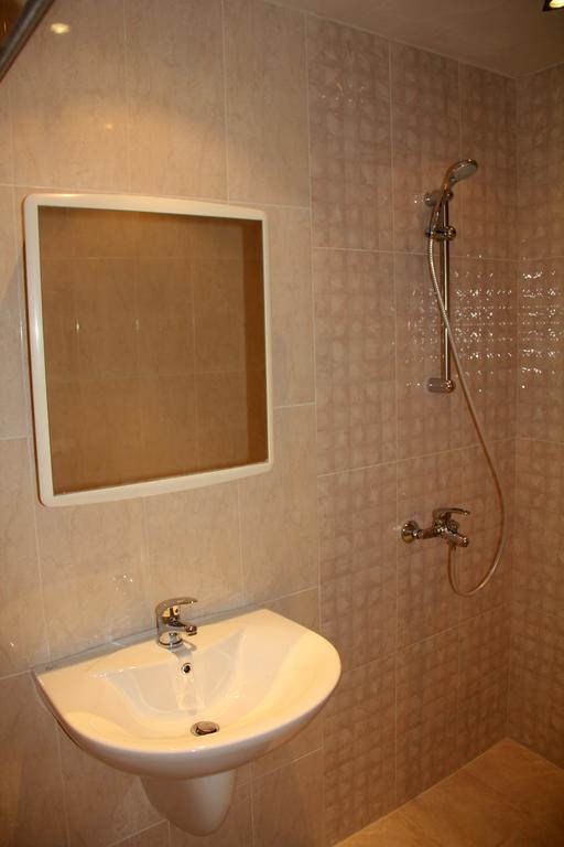 فارنا Diva Apartment المظهر الخارجي الصورة